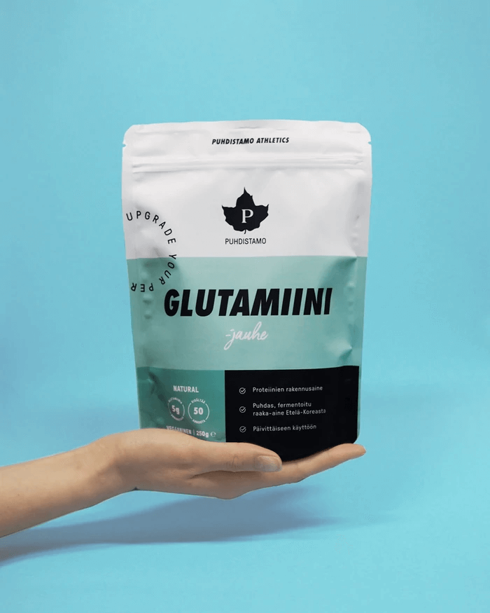 Glutamin neboli L-glutamin je nejzastoupenější aminokyselina v těle, která funguje jako stavební kámen pro bílkoviny.